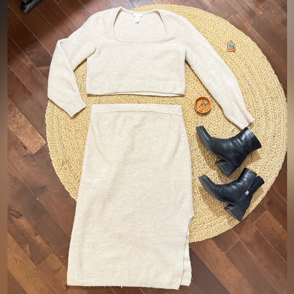 H & M Light Beige 2 Piece Rib Knit Set - Picture 10 of 10